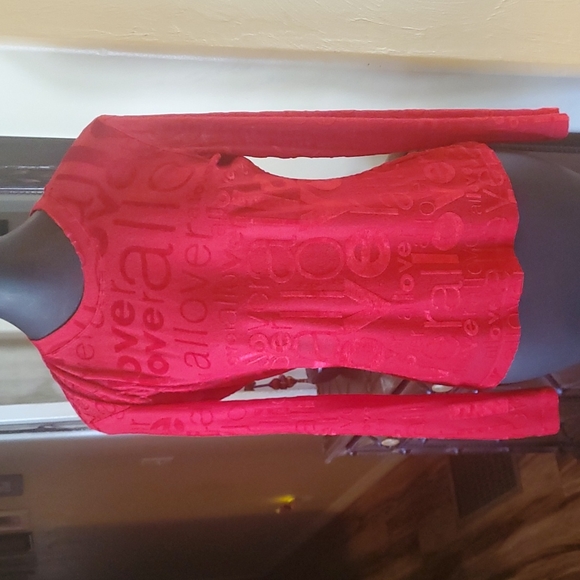Moschino Tops - NEW! Moschino Top
